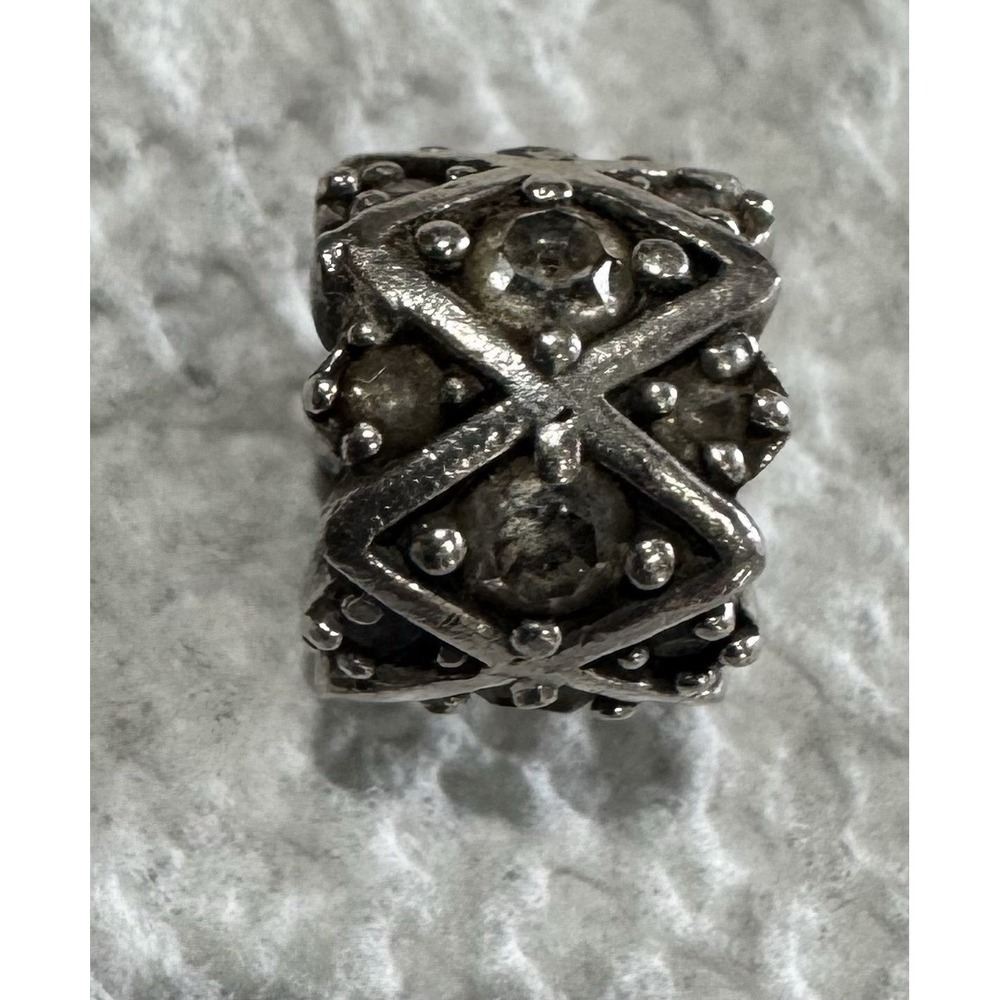 Chamilia Shimmering Stones Clear Crystal 925 Sterling Silver Bead Charm